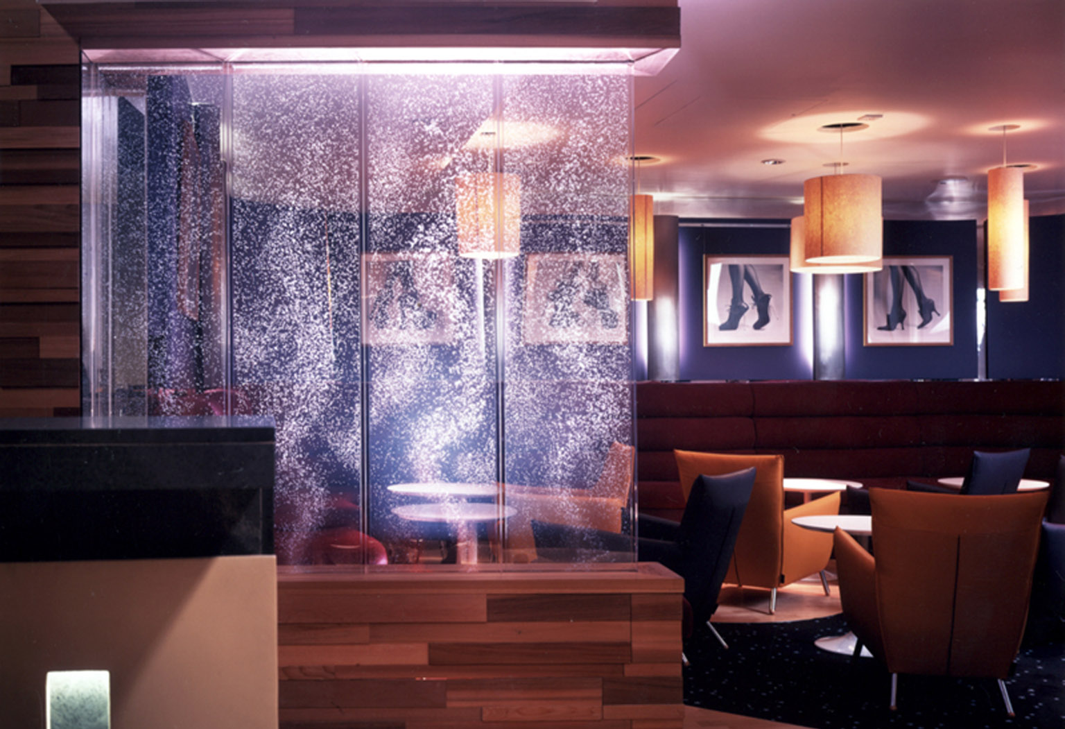 Virgin-Atlantic-Airways-Gatwick-Lounge-01